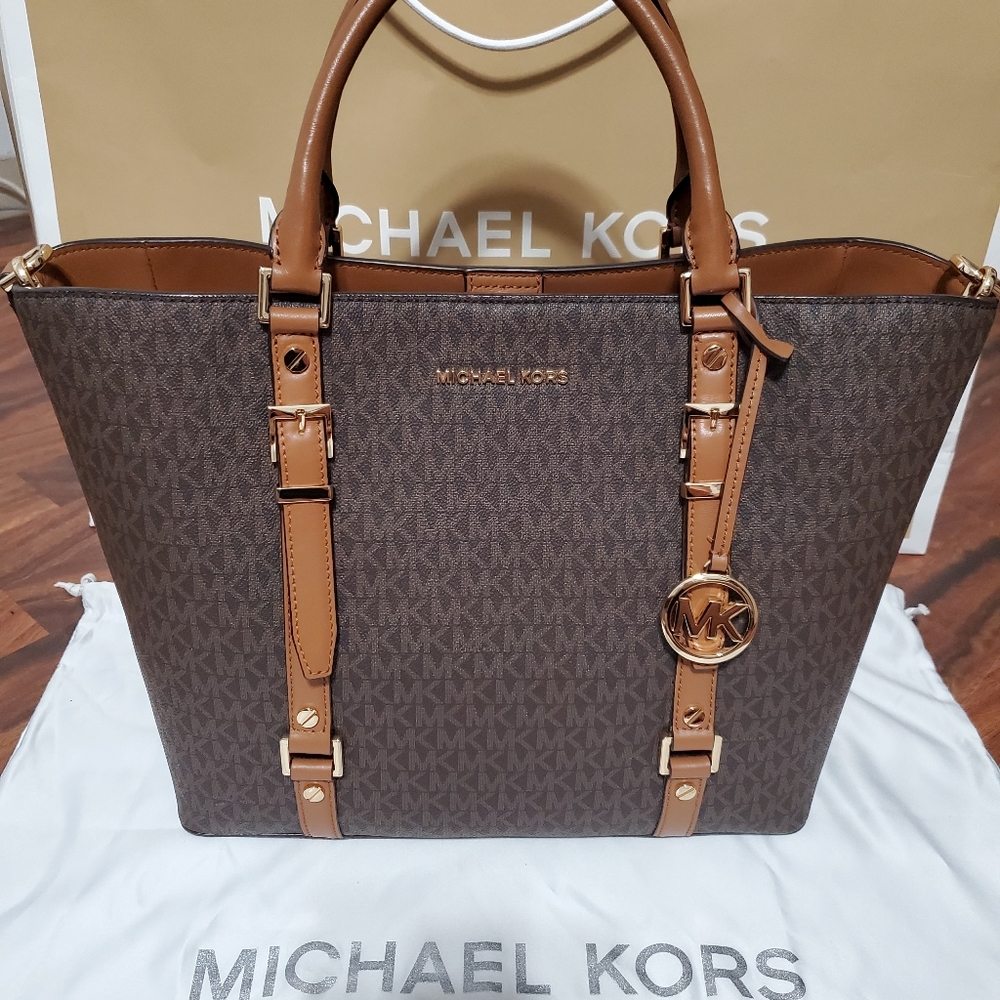 Michael Kors Bedford Legacy Large Tote